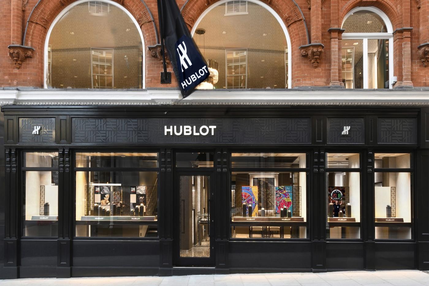 Hublot store clearance locator